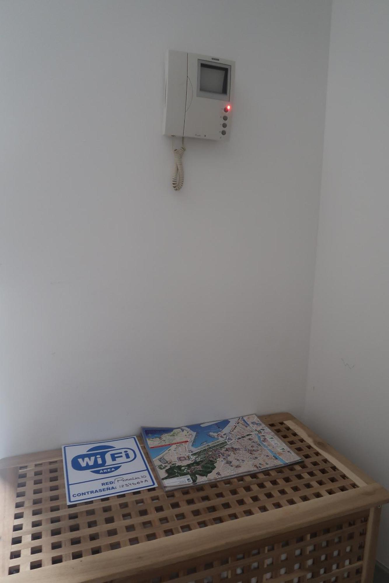 J & E Malaga Center Apartamentos Luaran gambar